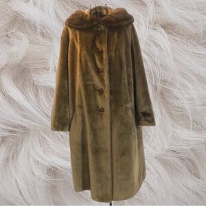 Vintage Exclusive Lurotta by Career Originals Faux Fur Size Medium